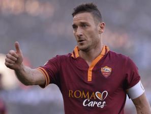 Totti, 700 presenze in giallorosso e probabili formazioni Roma-Torino